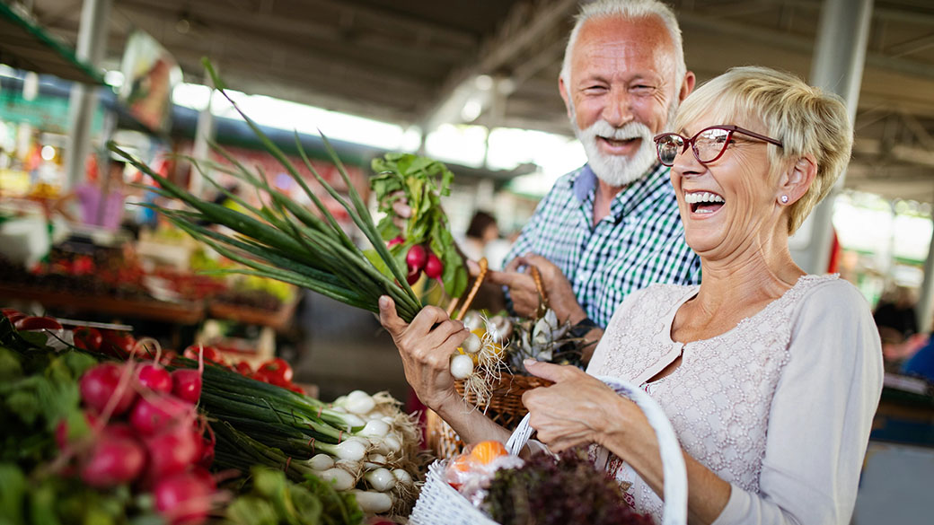 care-Epicor-Senior-Couple-Holding-Basket-with-Vegetables-at-the-Market.jpg
